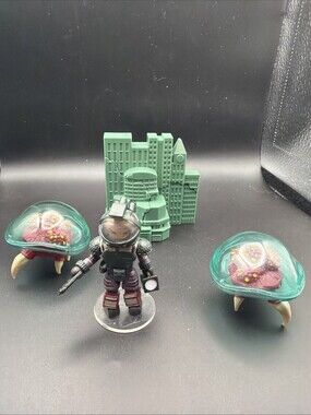Alien Kane Engineer Space Jockey Set